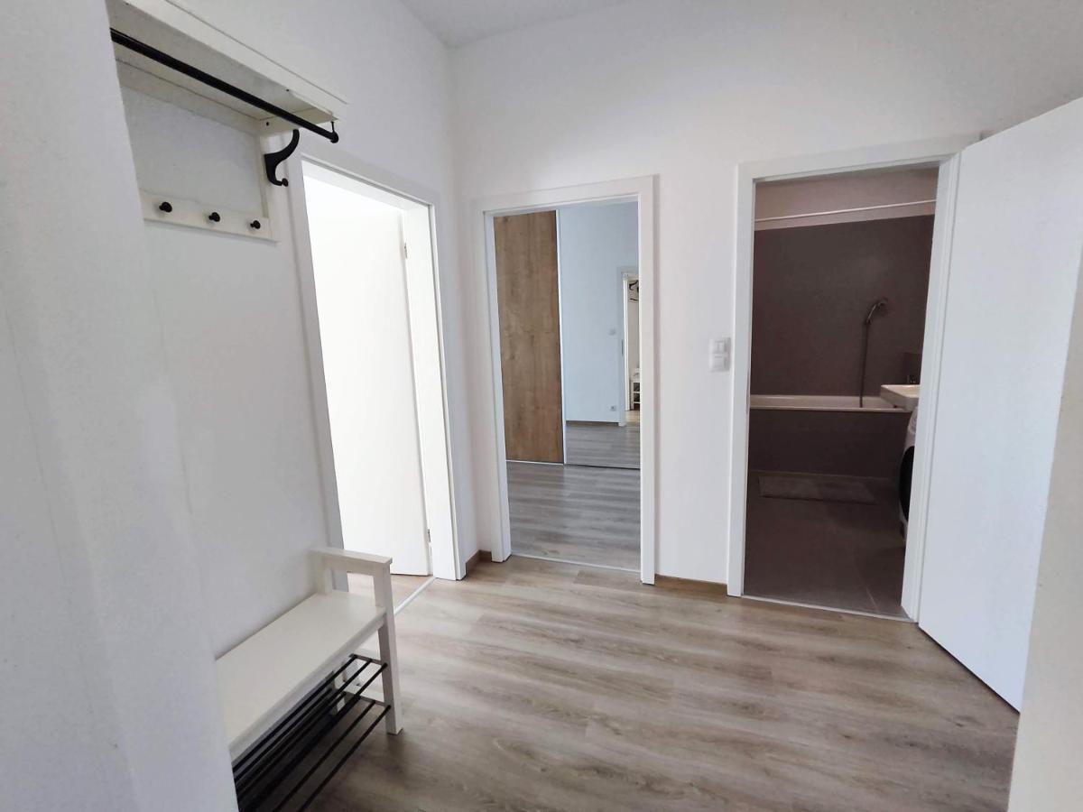 Schanz - Quietly Oriented - Private Parking - Balcony Μπρατισλάβα Εξωτερικό φωτογραφία