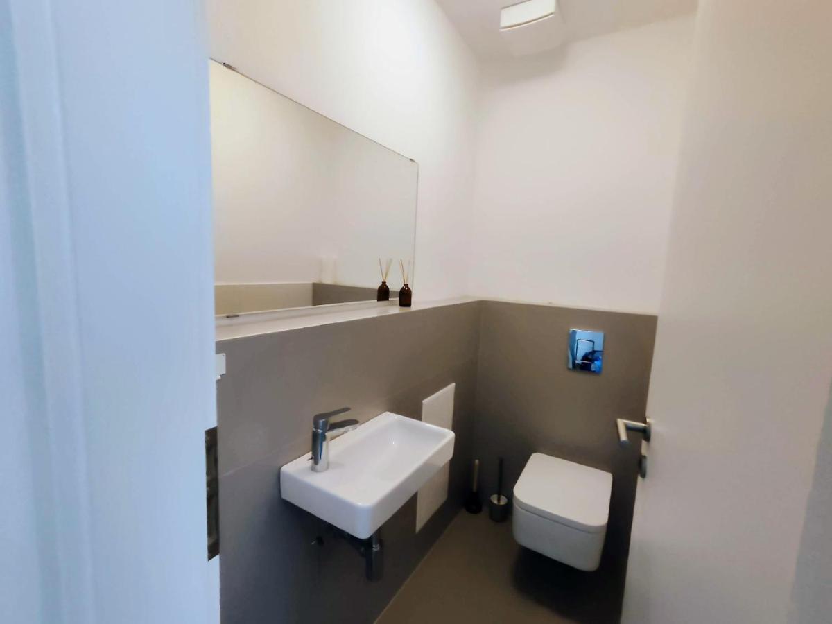 Schanz - Quietly Oriented - Private Parking - Balcony Μπρατισλάβα Εξωτερικό φωτογραφία